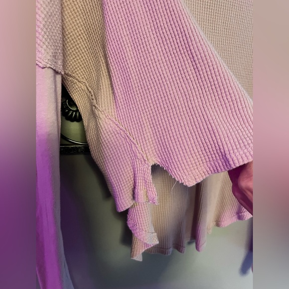 Nwot WE THE FREE Jayson Ringer Tee
PINK size small oversized - Picture 7 of 16